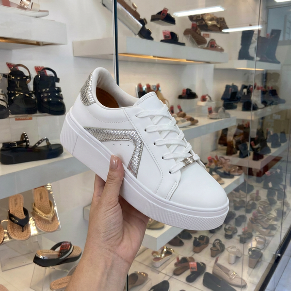 Tenis Vizzano Casual Branco e prata